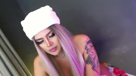 Candy Moore online show from 12/18/24, 05:15