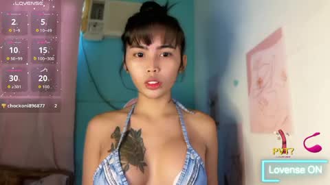 Snapshot of im_your_sexy_wifexxx chatting on 05/26/26, 10:17 Ms. M online show from 05/26/26, 10:17
