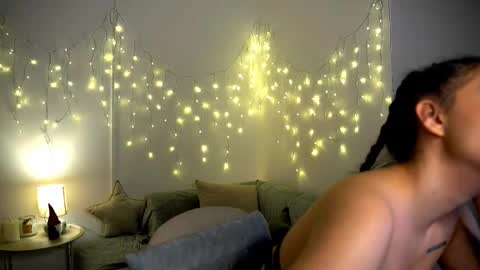 Pattie online show from 01/31/25, 01:22