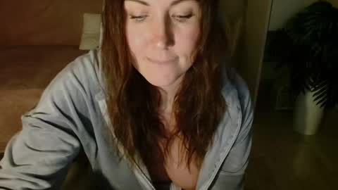 Carrie online show from 02/09/26, 02:10