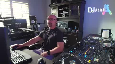 DJ Azra online show from 04/25/26, 11:35