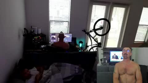 DJ Azra online show from 05/25/26, 08:37