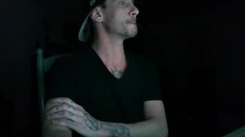 Snapshot of imilluminator chatting on 04/16/26, 05:41 imilluminator online show from 04/16/26, 05:41