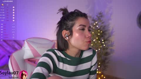 Snapshot of imjess_ chatting on 12/22/24, 11:52 imjess_ online show from 12/22/24, 11:52