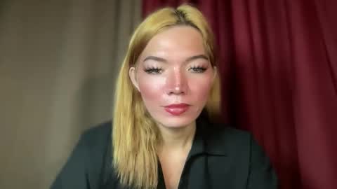 Mika online show from 02/12/26, 04:51