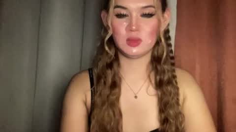 Mika online show from 03/22/26, 03:04