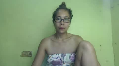 Snapshot of imlavender1986 chatting on 07/05/26, 11:12 dhen online show from 07/05/26, 11:12