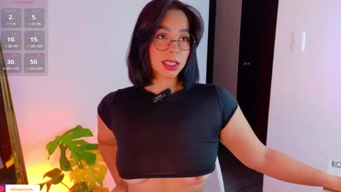 Leana online show from 11/29/25, 02:03