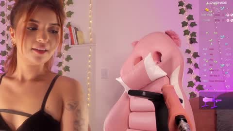 Snapshot of imlis chatting on 01/03/25, 09:04 Lissa Morgan MODEL INDEPENDENT online show from 01/03/25, 09:04