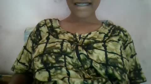 Snapshot of imlovelyrose chatting on 12/24/24, 04:55 ROSE online show from 12/24/24, 04:55