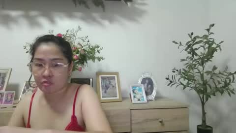 Immaculate02 online show from 05/14/26, 07:48