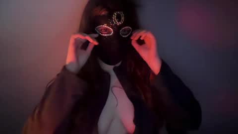 Snapshot of immissamelie chatting on 03/11/25, 02:54 Miss Amelie online show from 03/11/25, 02:54