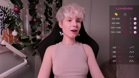 Snapshot of imnotmia chatting on 12/06/24, 05:11 Mia online show from 12/06/24, 05:11