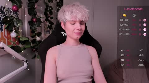 Snapshot of imnotmia chatting on 12/06/24, 08:18 Mia online show from 12/06/24, 08:18