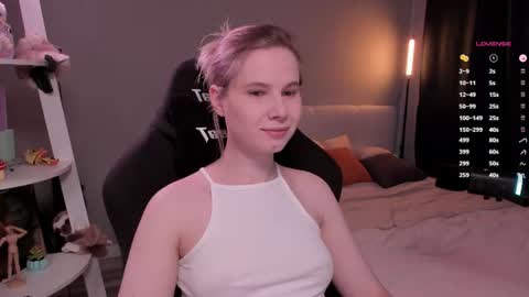 Snapshot of imnotmia chatting on 07/03/26, 10:10 Mia online show from 07/03/26, 10:10