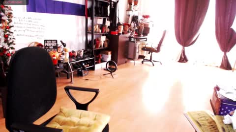 Empress online show from 02/19/25, 01:06