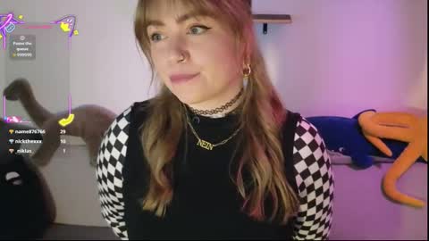 Snapshot of impumpkinbitch chatting on 11/12/25, 01:00 ImPumpkinBitch online show from 11/12/25, 01:00