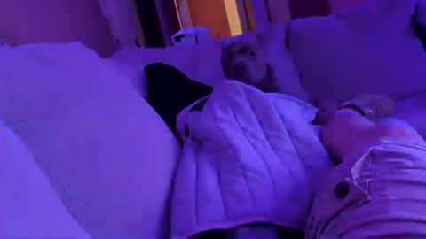 imstilljustyourmomsbf online show from 04/06/26, 06:14