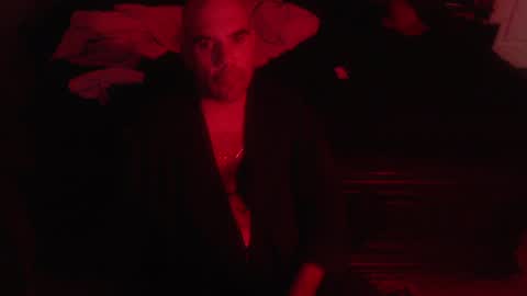 Snapshot of imthatfnguy chatting on 12/17/24, 03:06 I use to be imeverythingandnothing online show from 12/17/24, 03:06