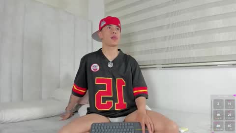 Snapshot of imxjoel chatting on 10/26/25, 03:45 Joel online show from 10/26/25, 03:45