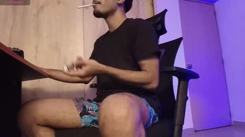 Snapshot of imyourg0d chatting on 02/26/26, 05:28 Daniel thumb up me please its important Im new INDEPENDENT MODEL online show from 02/26/26, 05:28