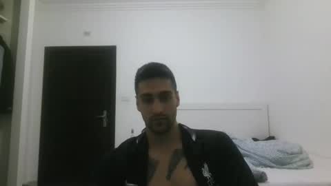 imyouroniichan online show from 10/29/25, 06:53