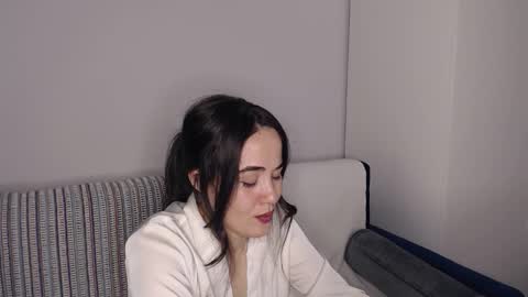 Lin online show from 11/14/25, 07:56