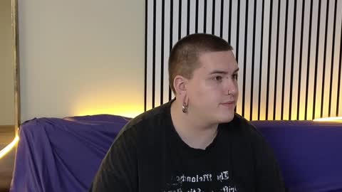 Snapshot of inagoodmood_ chatting on 02/05/25, 12:06 OTIS and MILIY online show from 02/05/25, 12:06