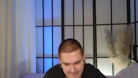 Snapshot of inagoodmood_ chatting on 02/08/25, 12:17 OTIS and MILIY online show from 02/08/25, 12:17