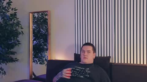 Snapshot of inagoodmood_ chatting on 03/06/25, 12:19 OTIS and MILIY online show from 03/06/25, 12:19