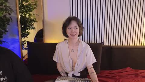 Snapshot of inagoodmood_ chatting on 03/06/25, 06:26 OTIS and MILIY online show from 03/06/25, 06:26