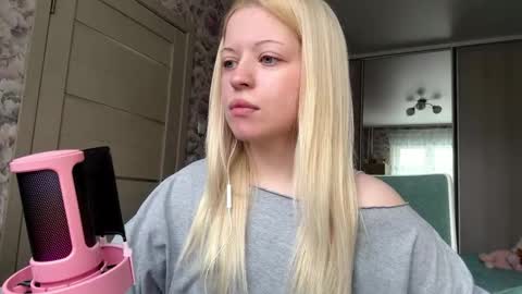 Snapshot of inamillsap chatting on 03/01/26, 09:11 Lola online show from 03/01/26, 09:11