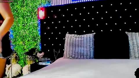 inanna_ishtar1 online show from 04/03/26, 09:07