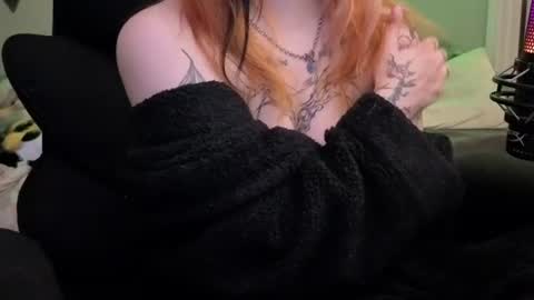 Snapshot of inarafoxxx chatting on 07/11/26, 10:33 Inarafoxx online show from 07/11/26, 10:33