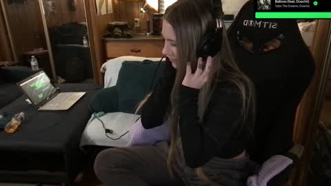 Carter online show from 02/04/25, 07:18