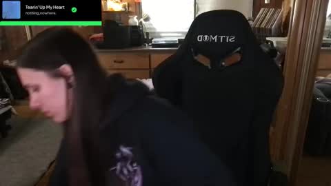 Carter online show from 10/22/25, 05:19