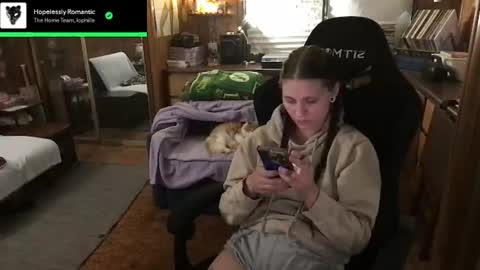 Snapshot of incognitoqueen chatting on 07/10/26, 04:06 Carter online show from 07/10/26, 04:06