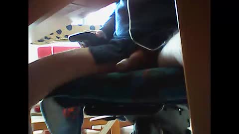 Snapshot of incontactwithmike chatting on 12/16/25, 09:47 incontactwithmike online show from 12/16/25, 09:47