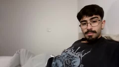 Snapshot of incubusszz chatting on 12/14/24, 12:55 incubus online show from 12/14/24, 12:55