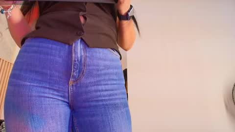 Indi Catalina online show from 09/12/25, 12:16