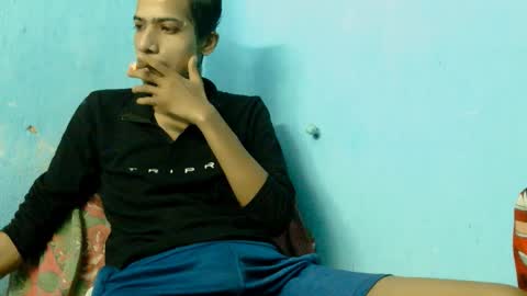 Snapshot of indian_bengali_boy chatting on 09/20/25, 06:42 Suman Leo online show from 09/20/25, 06:42
