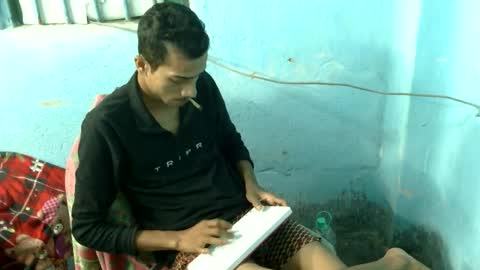 Snapshot of indian_bengali_boy chatting on 10/03/25, 06:49 Suman Leo online show from 10/03/25, 06:49