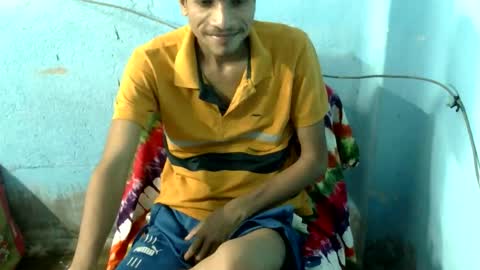 Snapshot of indian_bengali_boy chatting on 10/05/25, 02:48 Suman Leo online show from 10/05/25, 02:48