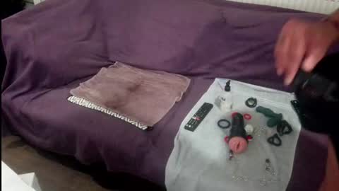 Snapshot of indian_exhibitionist chatting on 07/10/26, 12:04 indian_exhibitionist online show from 07/10/26, 12:04