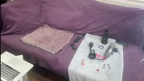 Snapshot of indian_exhibitionist chatting on 07/19/26, 04:11 indian_exhibitionist online show from 07/19/26, 04:11