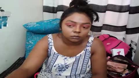 Snapshot of indian_firexx chatting on 02/22/26, 05:51 Tanya online show from 02/22/26, 05:51