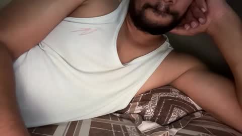 Snapshot of indian_gujju chatting on 09/21/25, 04:36 Jay online show from 09/21/25, 04:36