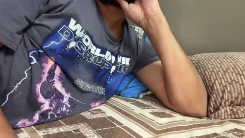 Snapshot of indian_gujju chatting on 02/14/26, 06:48 Jay online show from 02/14/26, 06:48