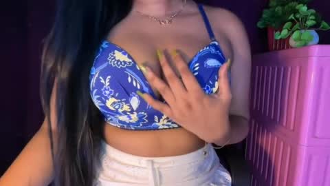 Raya  online show from 04/15/26, 01:23