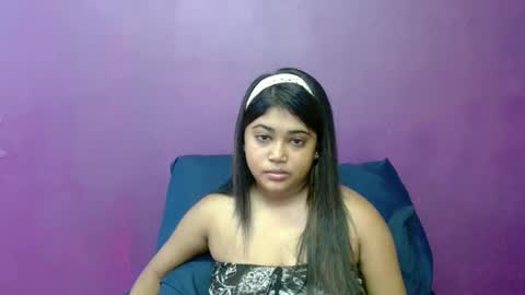 Snapshot of indian_rimmelx chatting on 01/05/25, 06:35 Melz online show from 01/05/25, 06:35